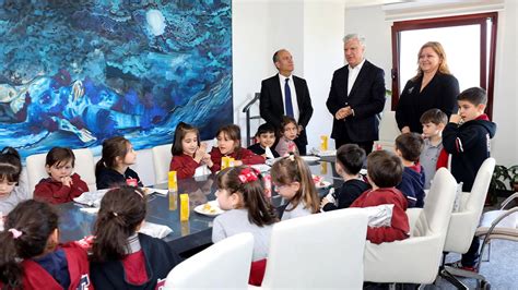 M­i­n­i­k­ ­ö­ğ­r­e­n­c­i­l­e­r­d­e­n­ ­B­a­ş­k­a­n­ ­K­ö­s­e­’­y­e­ ­z­i­y­a­r­e­t­